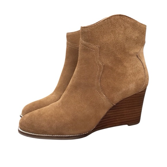 Andre Assous Sally Cognac Suede Wedge Ankle Bootie Size 8M - Picture 1 of 10